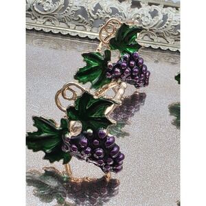 Grape Cluster Enamel Napkin Rings Set of 6 Gold Tone Purple Green Wine VTG Style